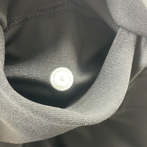 Black Lululemon Leggings - Picture 3 of 5